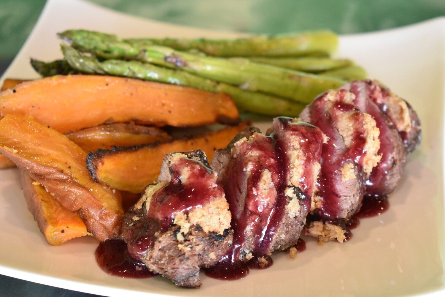 Horseradish Crusted Sirloin