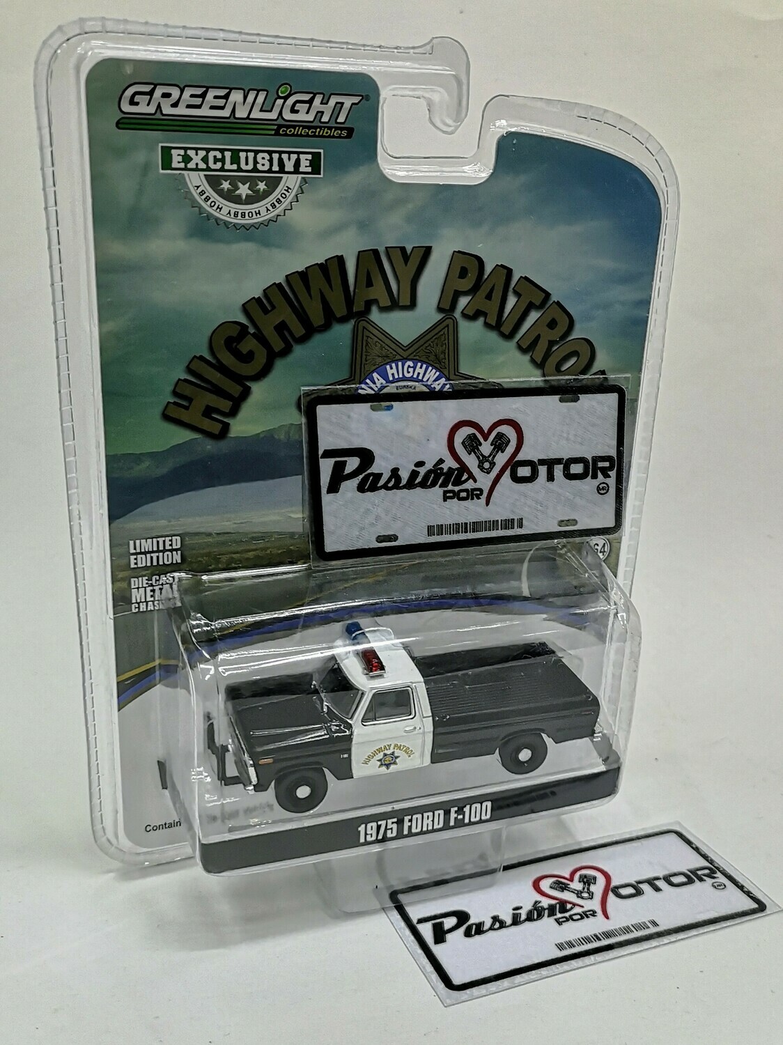 Greenlight 1:64 Ford F-100 All-Terrain Baujahr 1969 türkis / weiß 35090