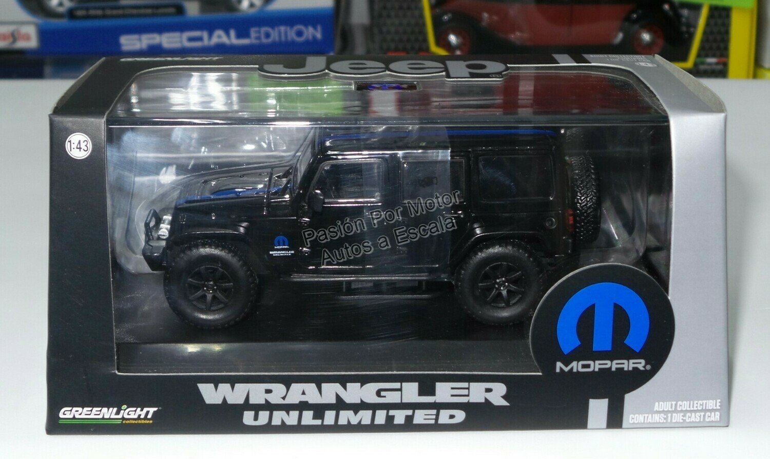 1:43 Jeep Wrangler Unlimited Techo Duro 2015 Negro Mopar Greenlight