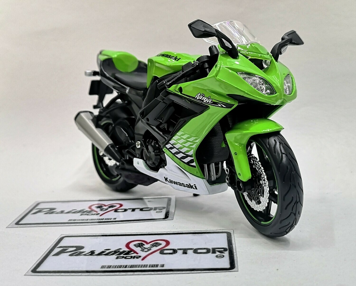 Maisto Kawasaki ZX-10R 2010 (31187) au meilleur prix sur