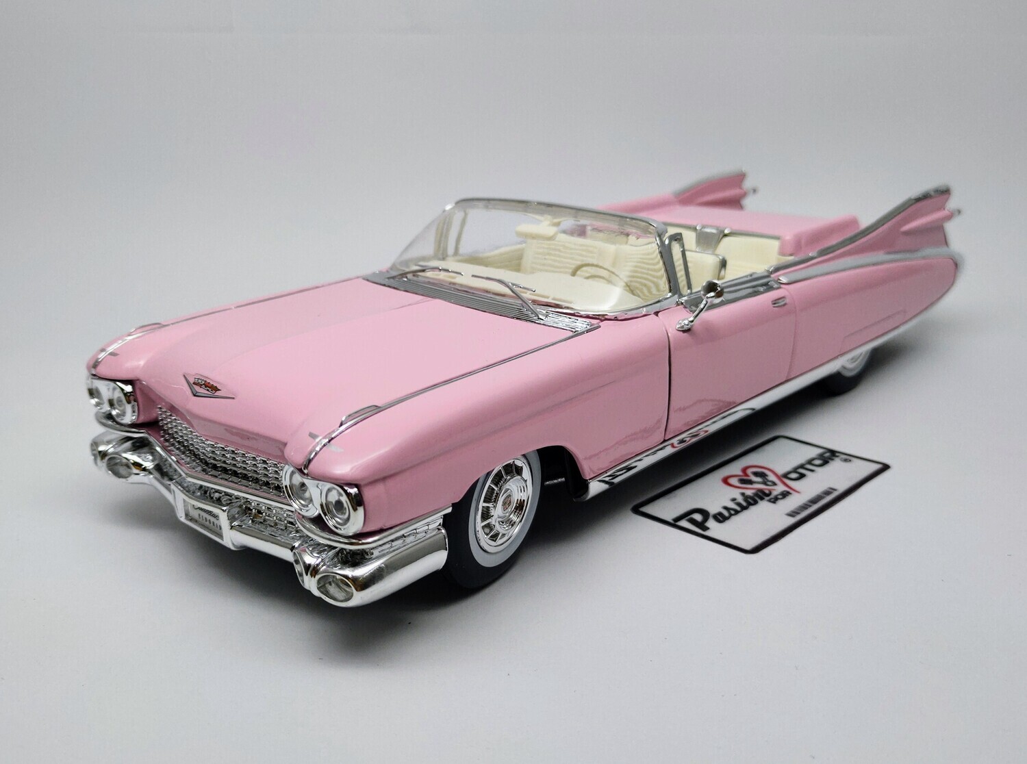 118 Cadillac Eldorado Biarritz Convertible 1959
