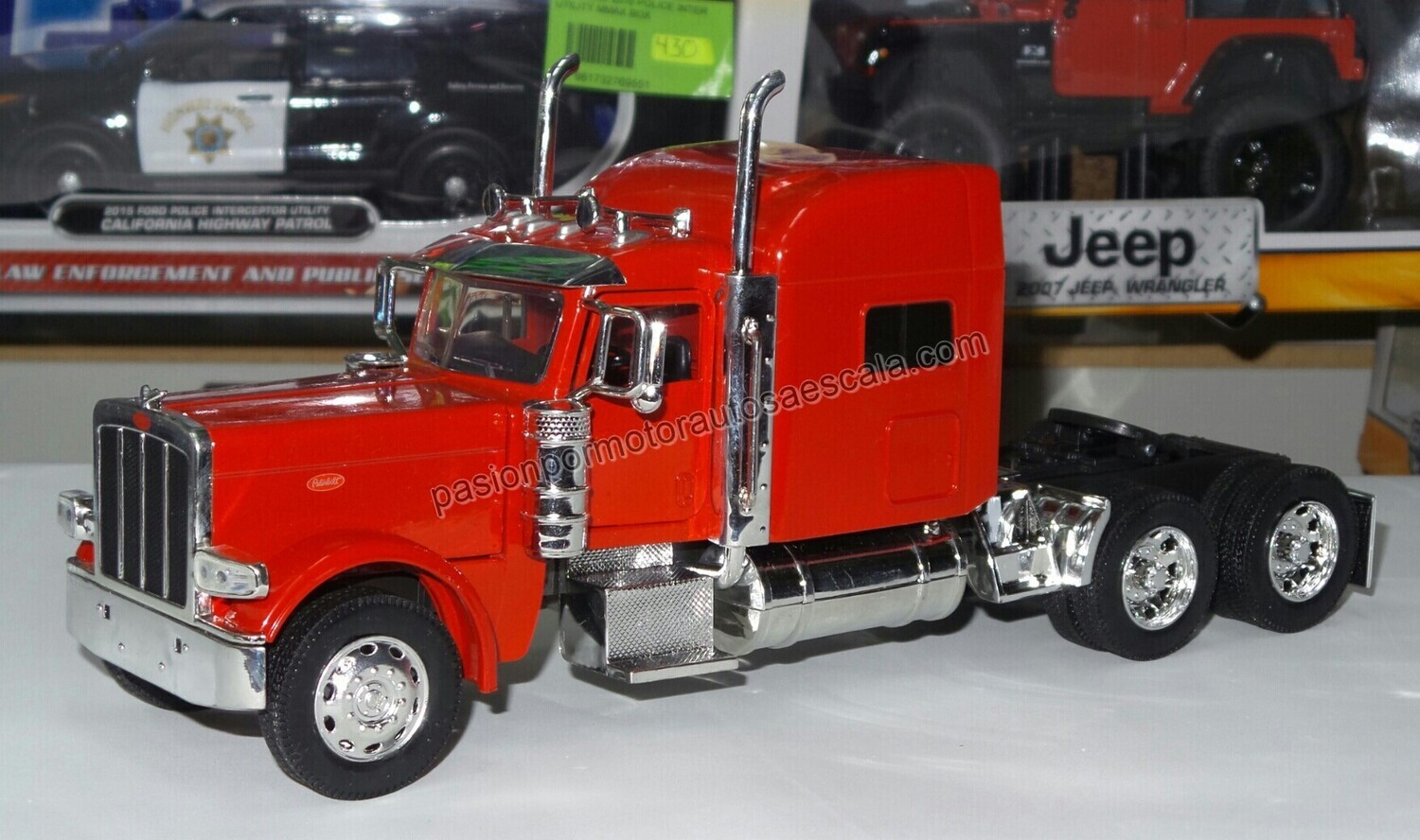 Norscot 61106 HO Red Peterbilt Model 389 NIP 1:87 Scale