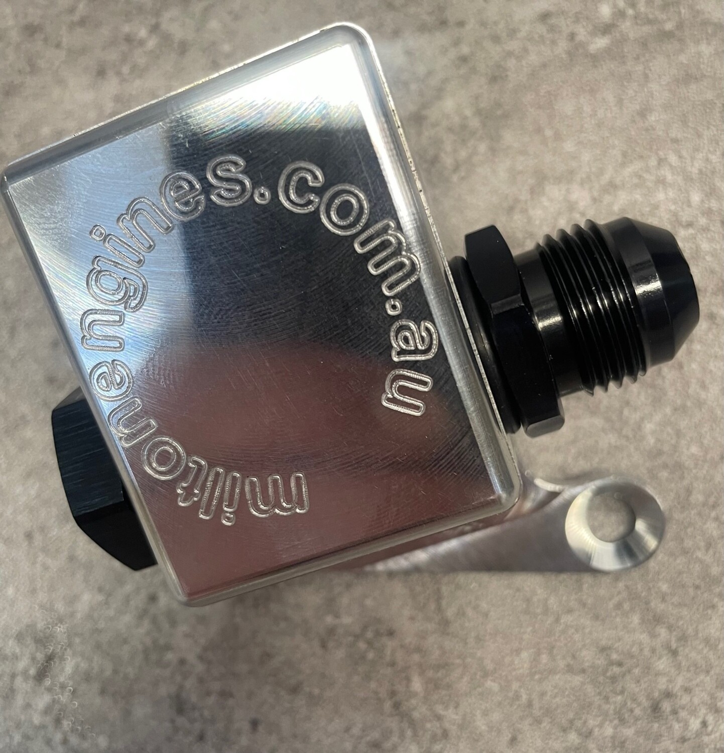 RB25/26 CYLINDER HEAD DRAIN