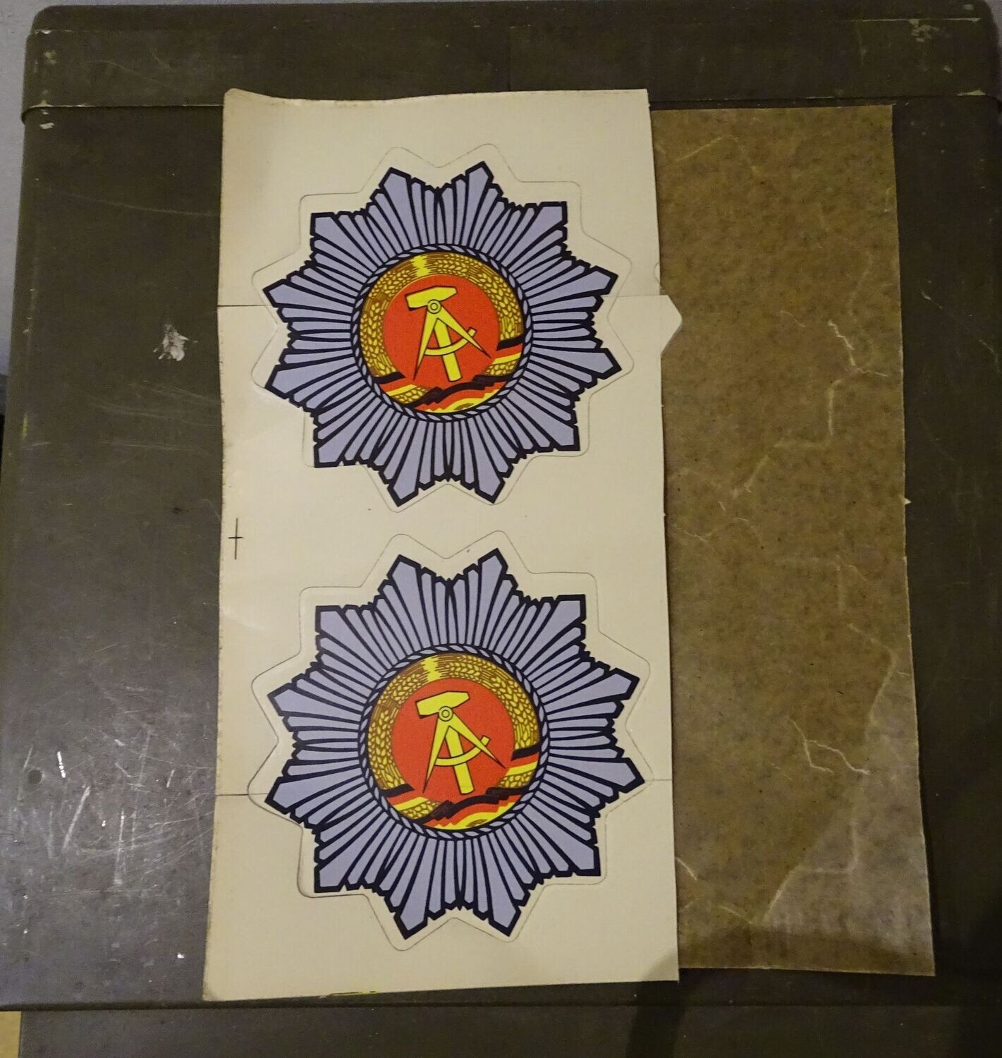 Autocollants NVA /DDR Porte De Véhicule Militaire 17 Cm ,d'époque Lot De 2 - Foto 6