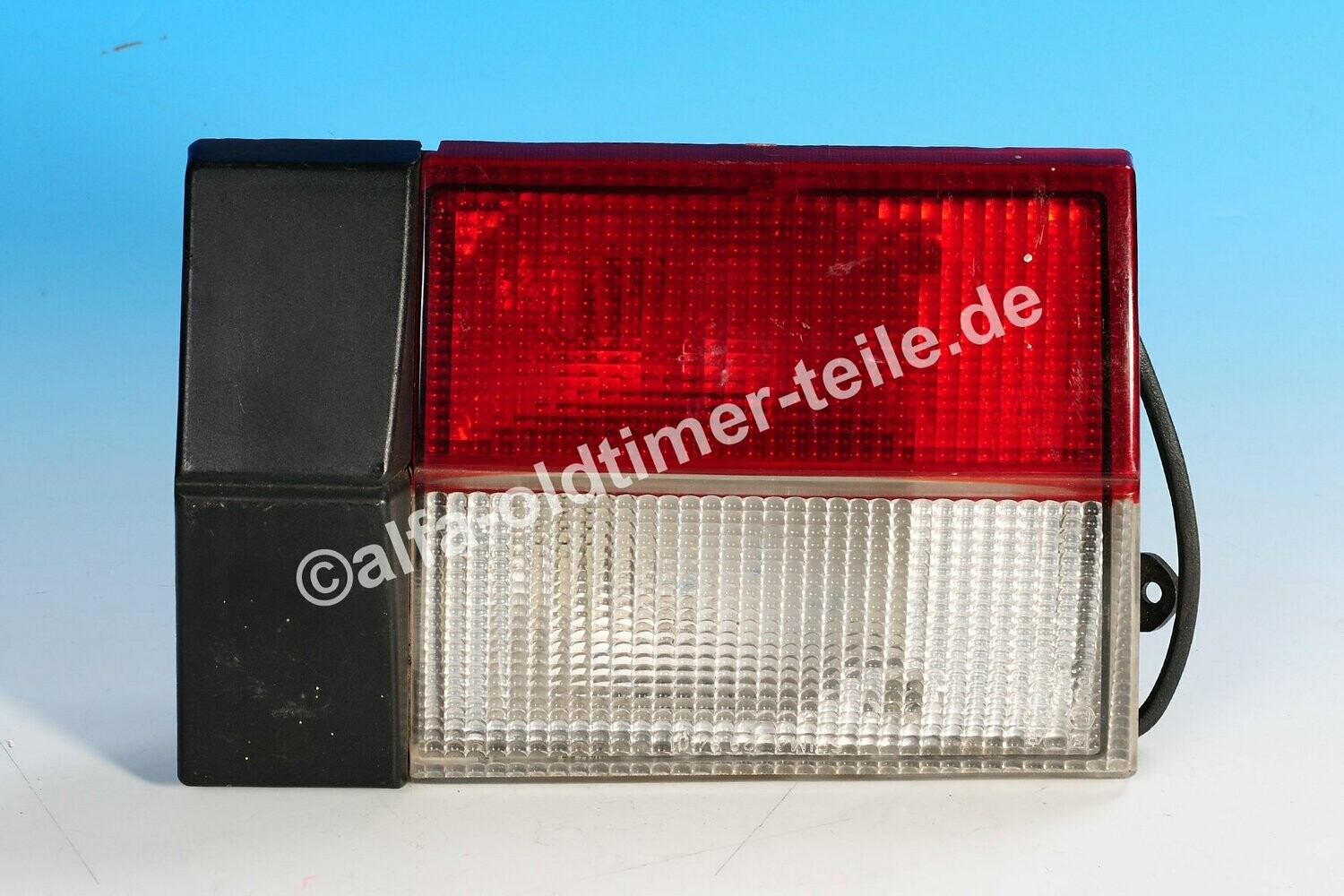 Alkar 2211566 Heckleuchte - Links Für Suzuki Jimny & Grand Vitara