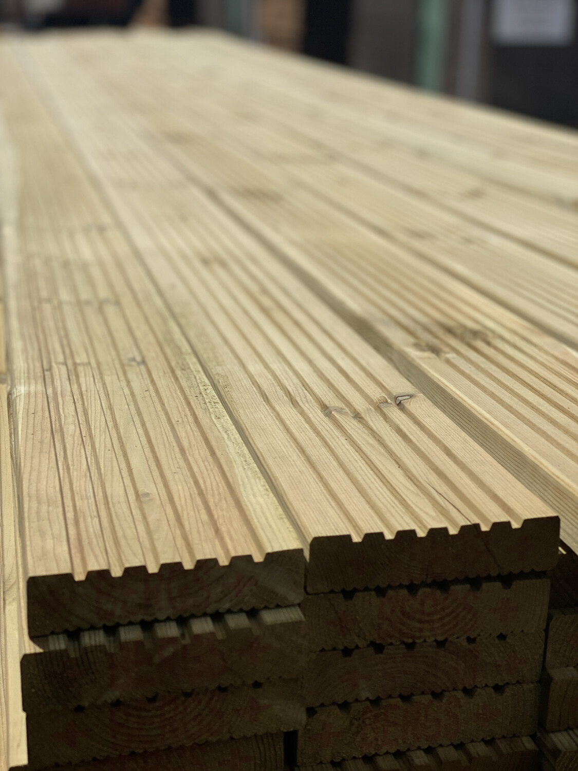 32 x 125 x 2.4 Metre Softwood Decking Boards (Finish Size 120mm x 28mm)