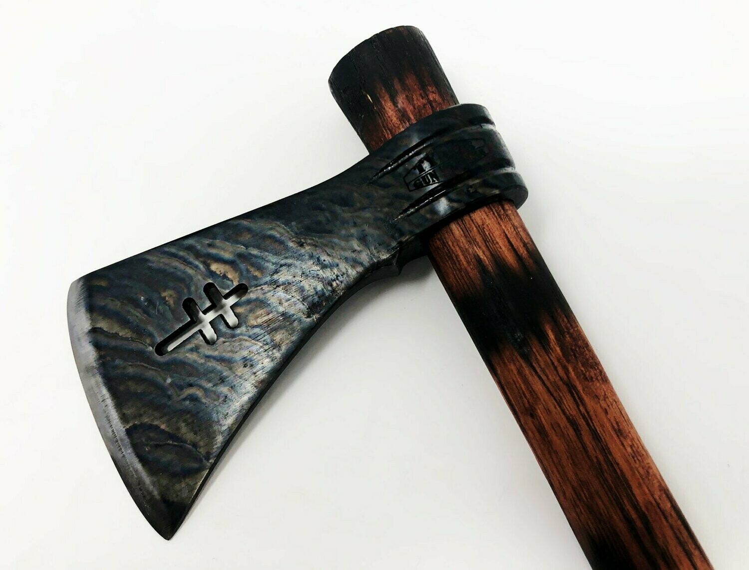 The Double Cross Tomahawk