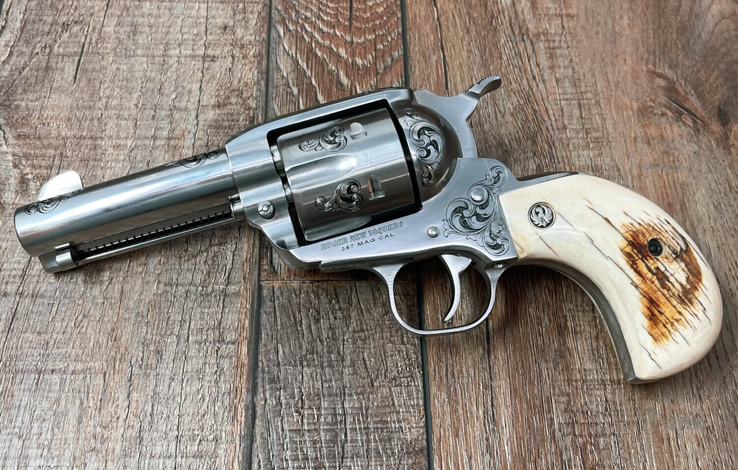 Engraved Ruger New Vaquero Bird's Head .357Mag Mammoth Ivory