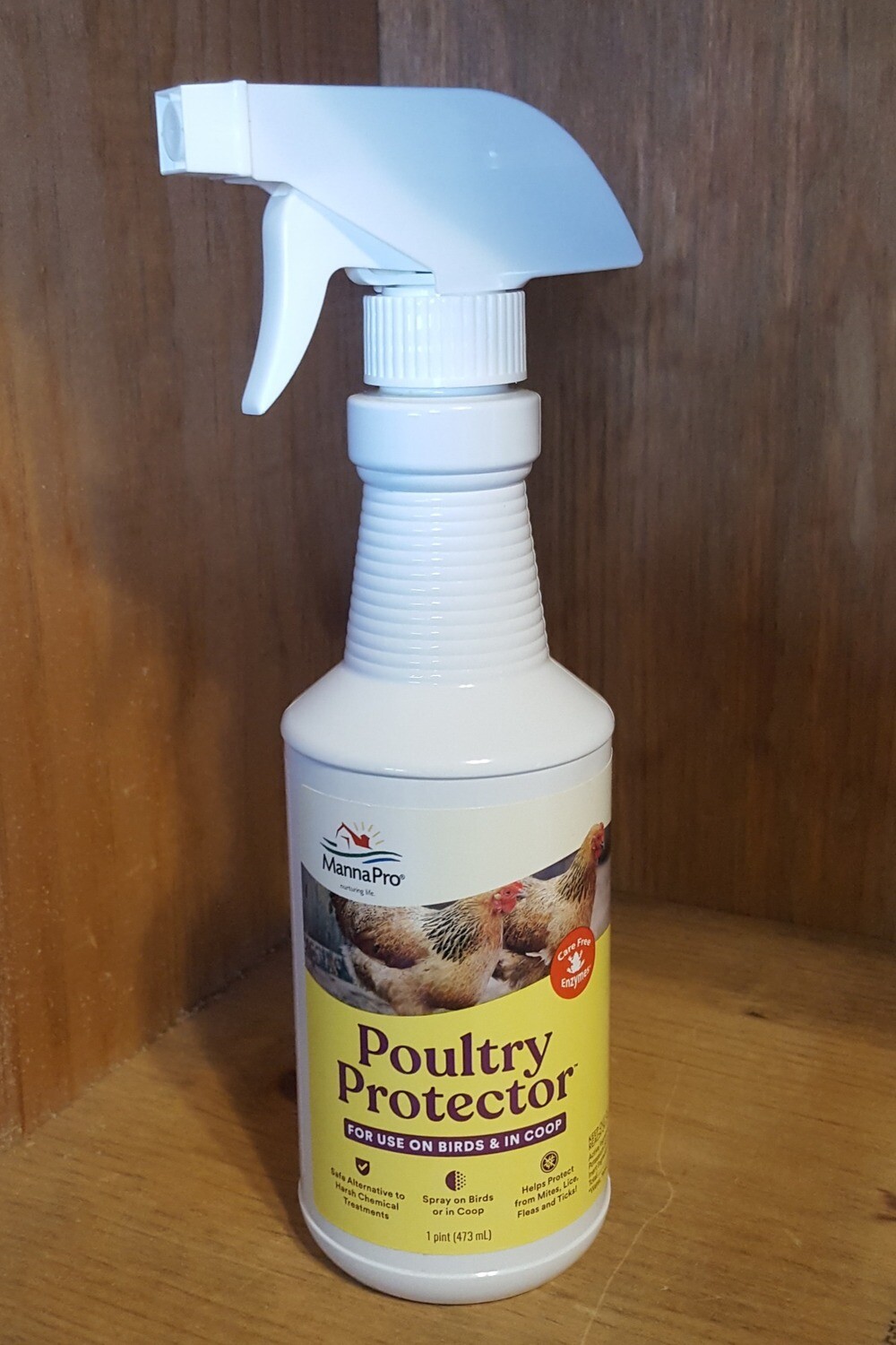 Manna Pro Poultry Protector Insect Spray, 16 oz.