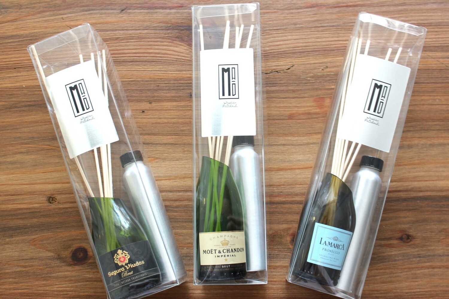 Mini BUBBLES Diffuser Candle Package