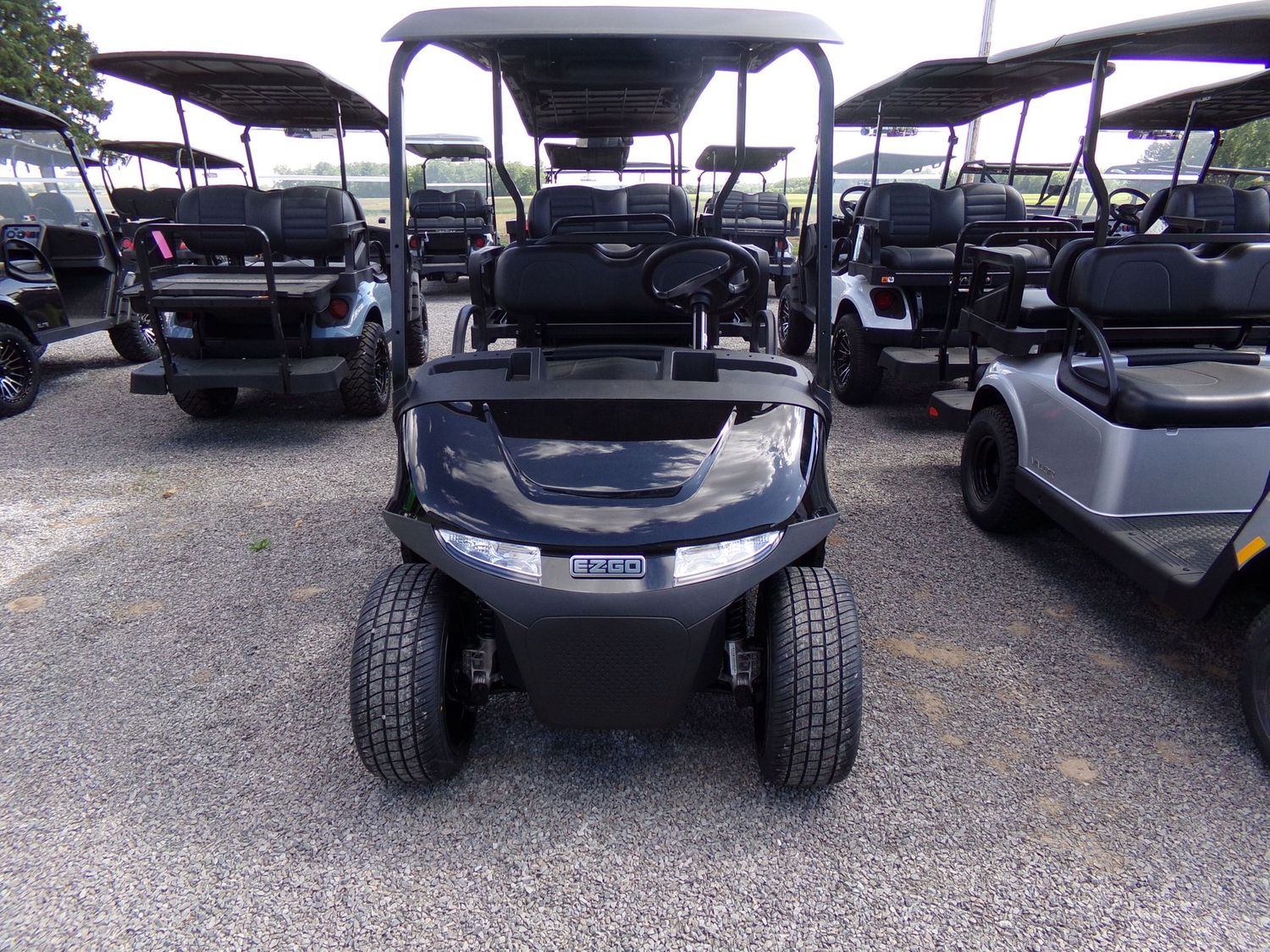 2024 EZ Go Valor 48V Electric Golf Cart in Black