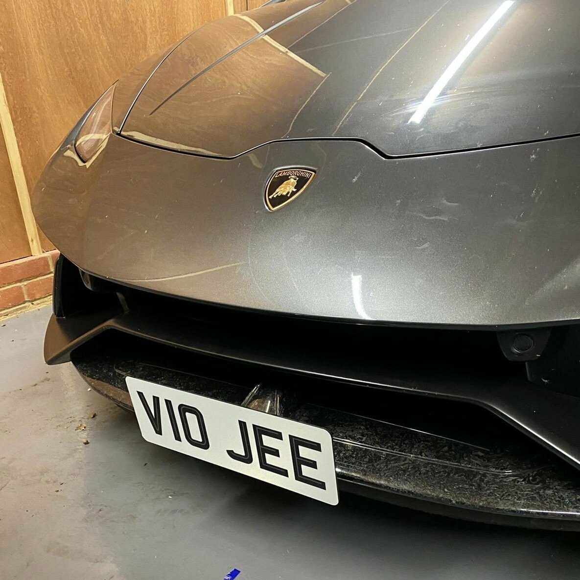 huracan performante lp 6404 front license plate frame