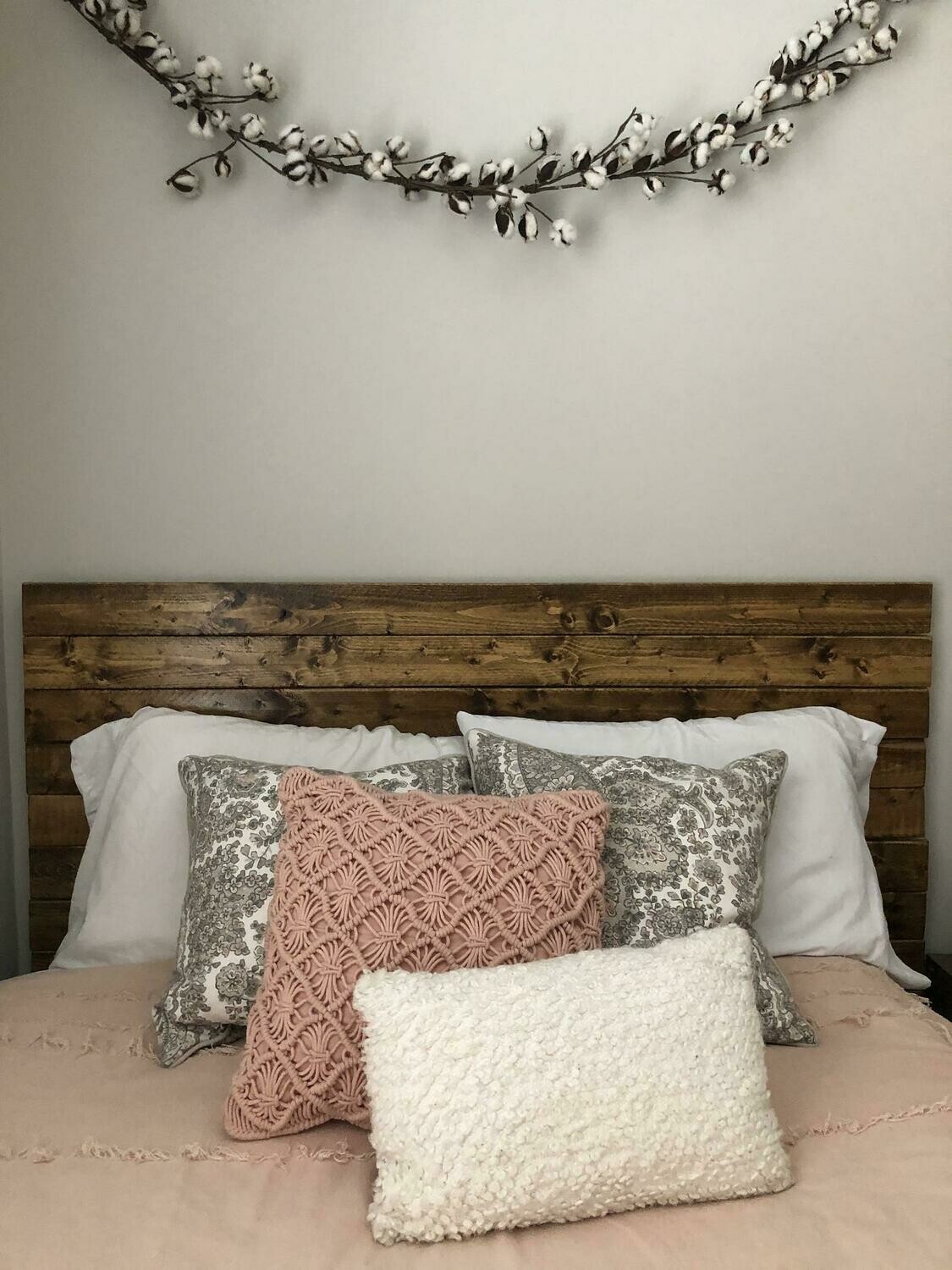 Cabecero & Cabezal con patas echo con madera de pallets reciclados