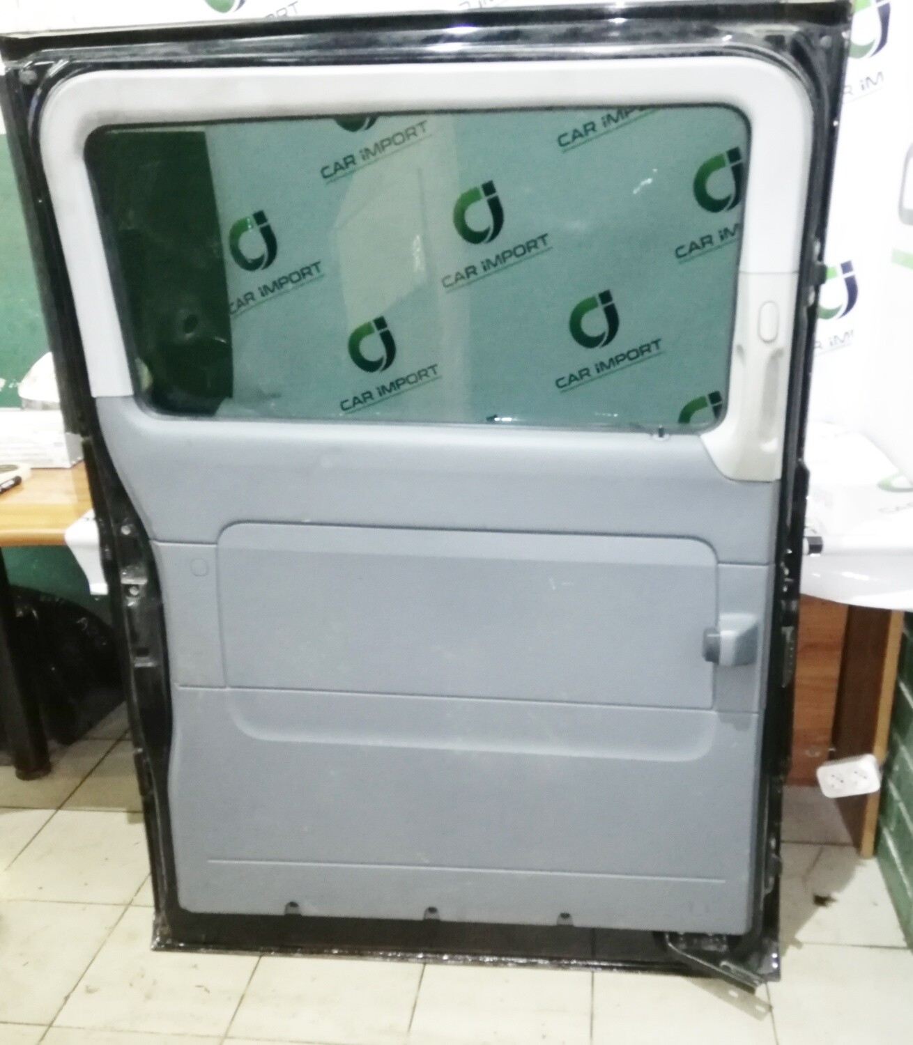 Дверь сдвижная левая mercedes benz vito w639 om646. Сдвижная дверь мерседес виано. Сдвижная дверь мерседес виано. Москитная сетка на mersedes v class. Сдвижная дверь мерседес виано.