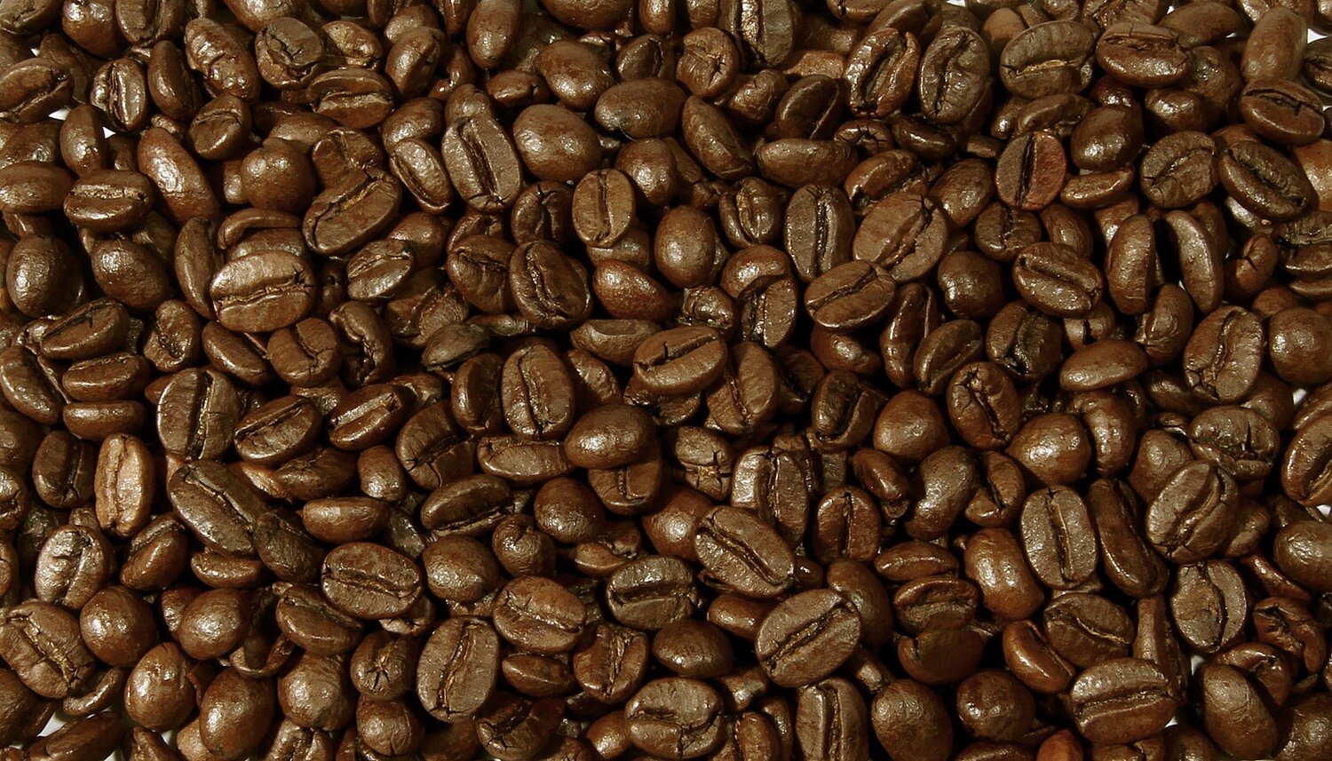 кофе бразилия моджиана в зернах. арабика обжарка. коричная обжарка кофе. кофе арабика темной обжарки. арабика обжарка.