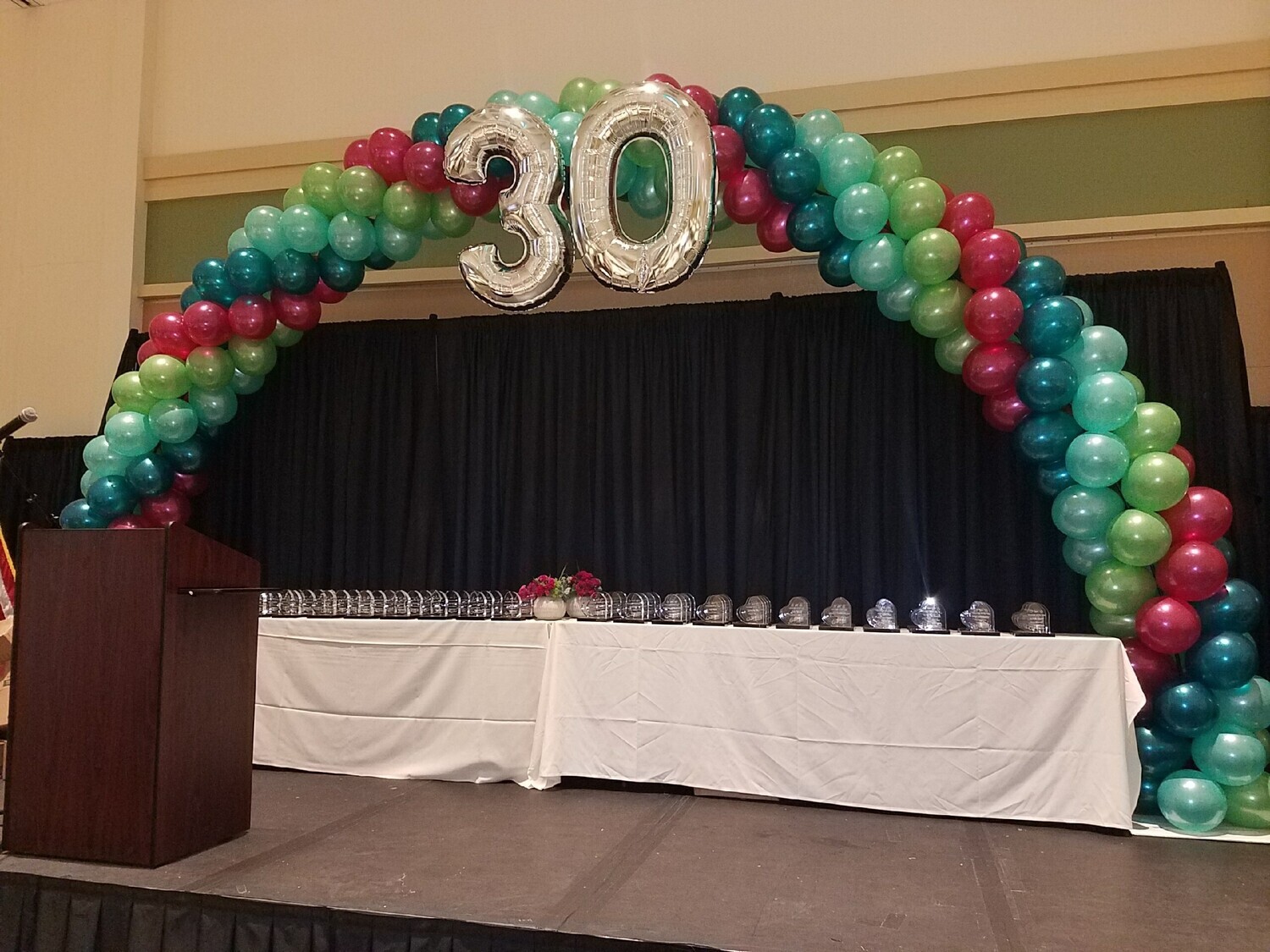 Balloon arch in Malvern, PA fully installed