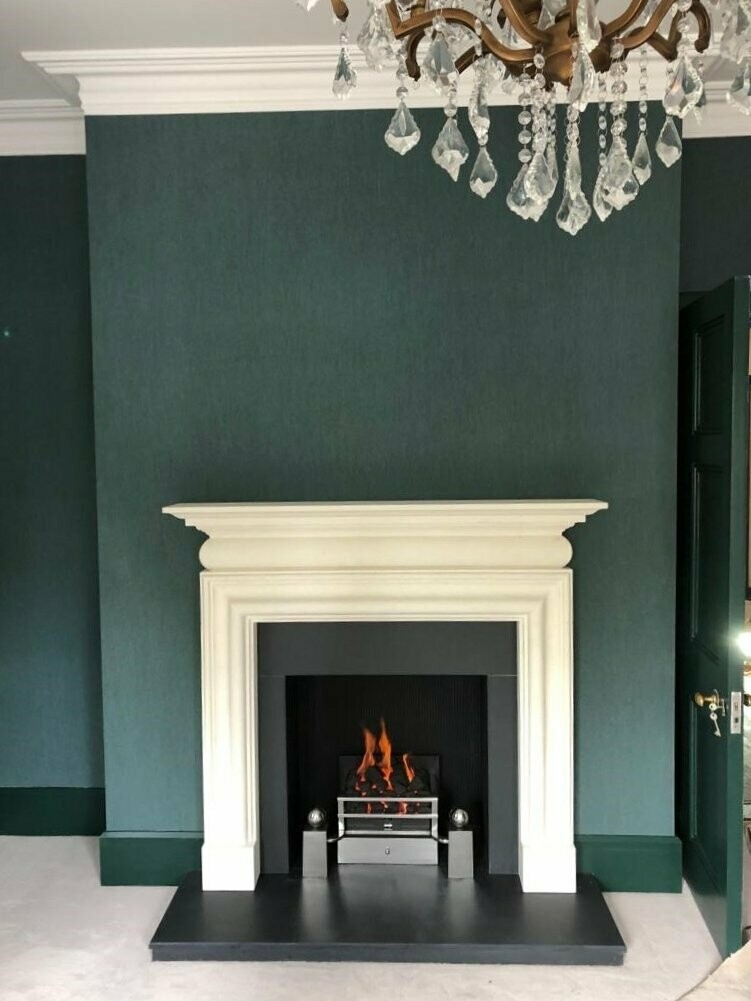 Valencia Fireplace & Open Basket