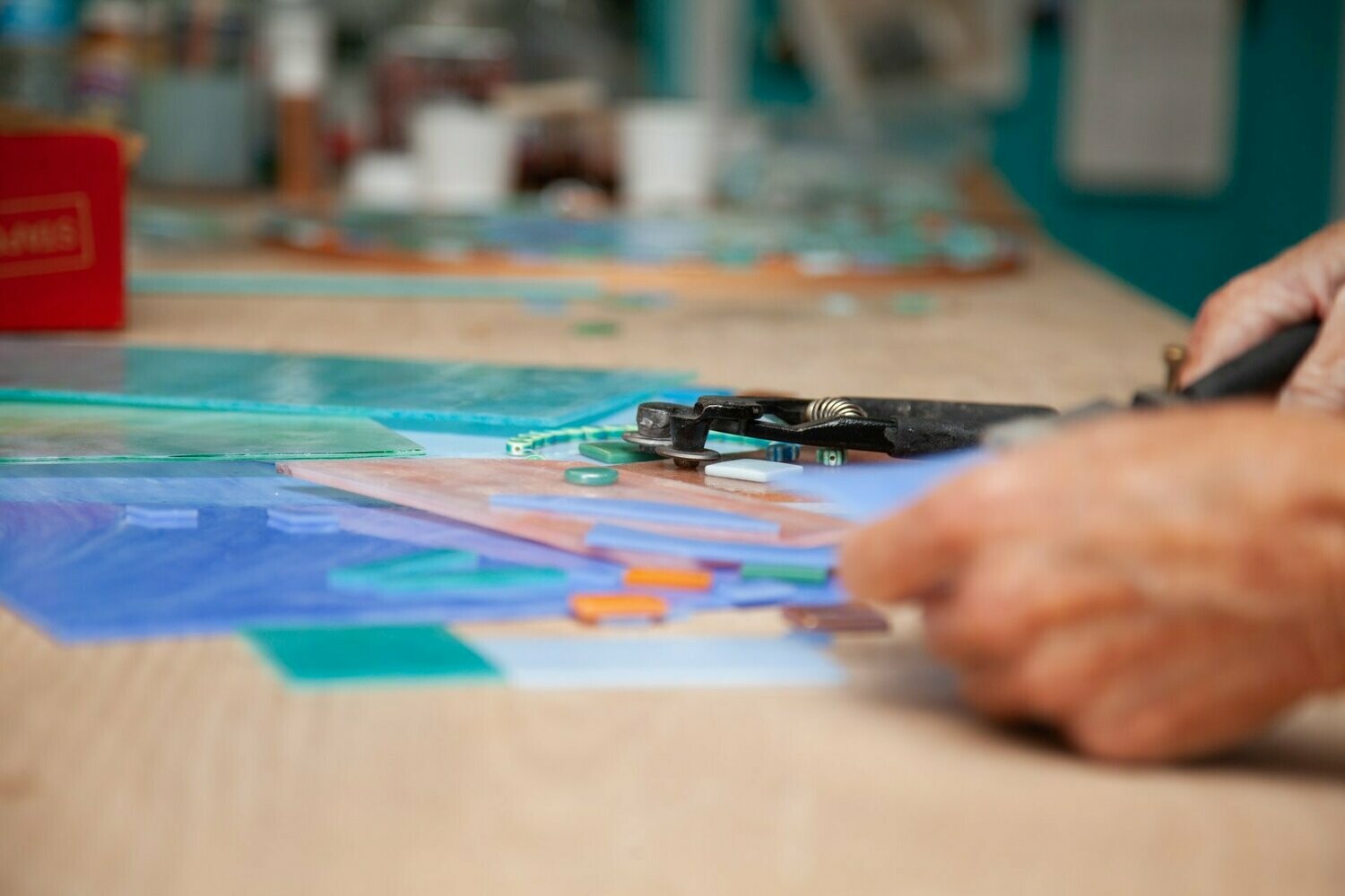 Glass Cutting Skills for Mosaic Art (1 Session)