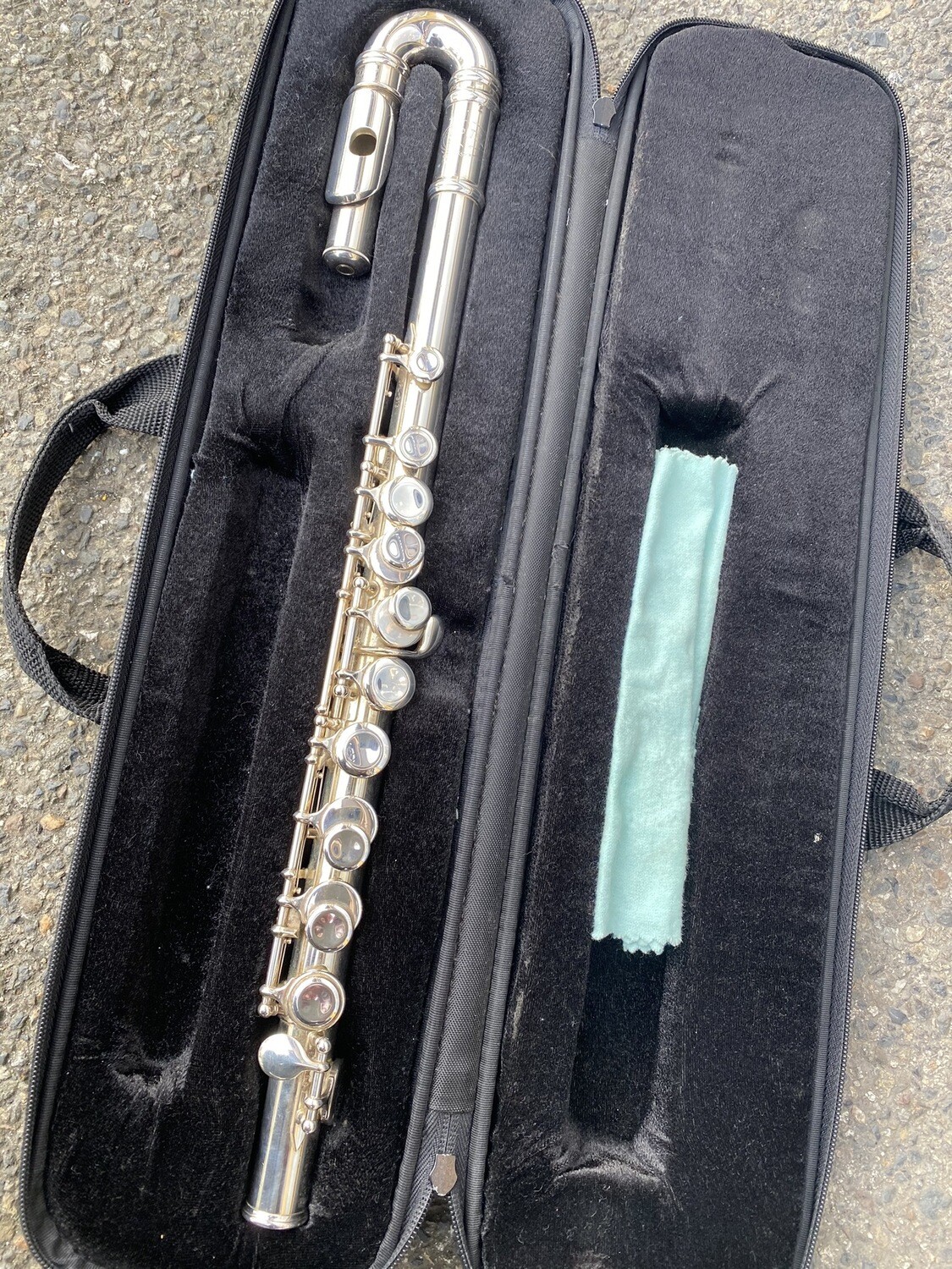 Flûte Traversière petites mains Jupiter d’occasion