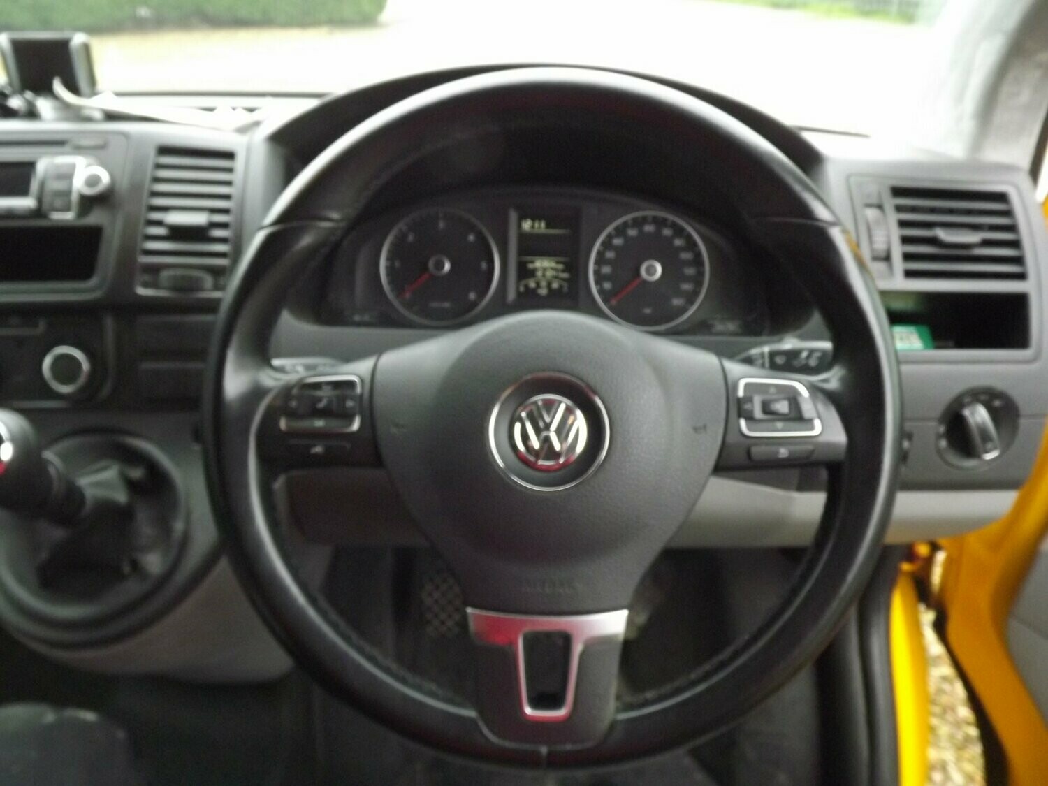 VW T5.1/T6 MULTI FUNCTION STEERING WHEEL.....NO SHIPPING, COLLECTION ONLY