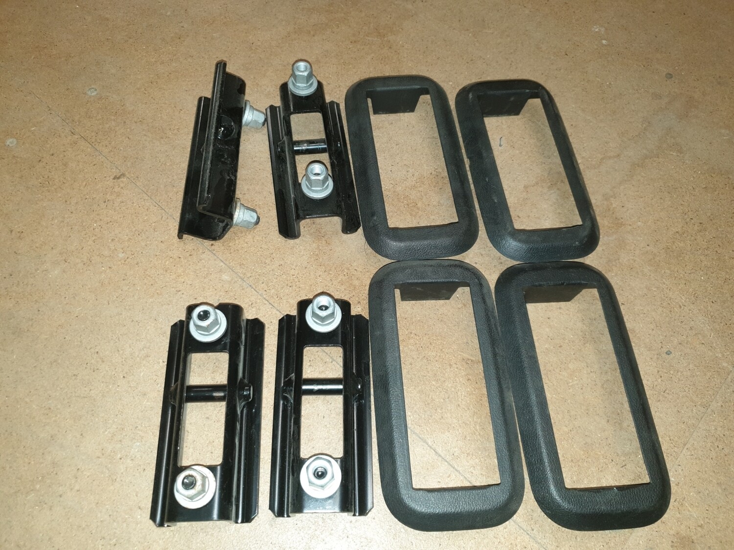 Vw t5 kombi rear seat floor mounts