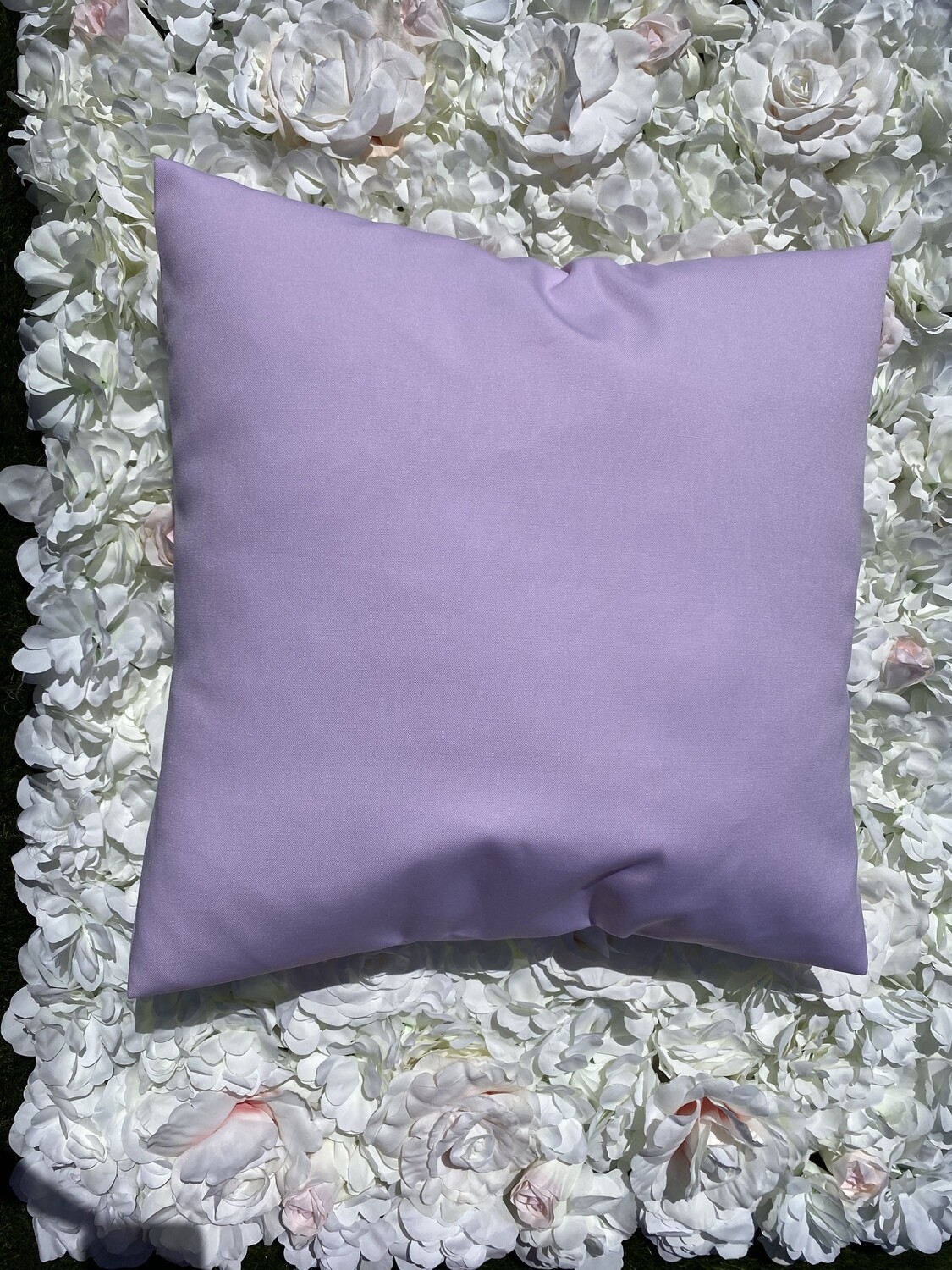 Lilac polyester cushion cover