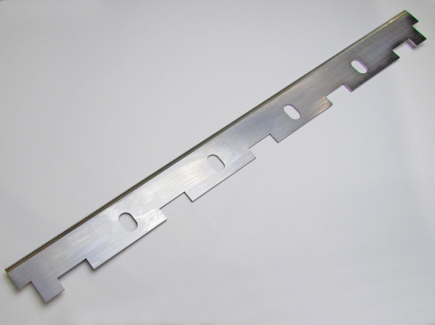 GOSS UNIVERSAL CUTOFF KNIVES Industry Products M4 MACHINE KNIVES INC