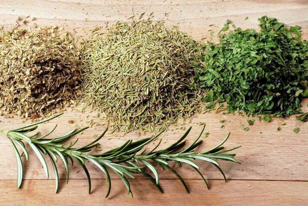 Dried Herbs & Seasonings