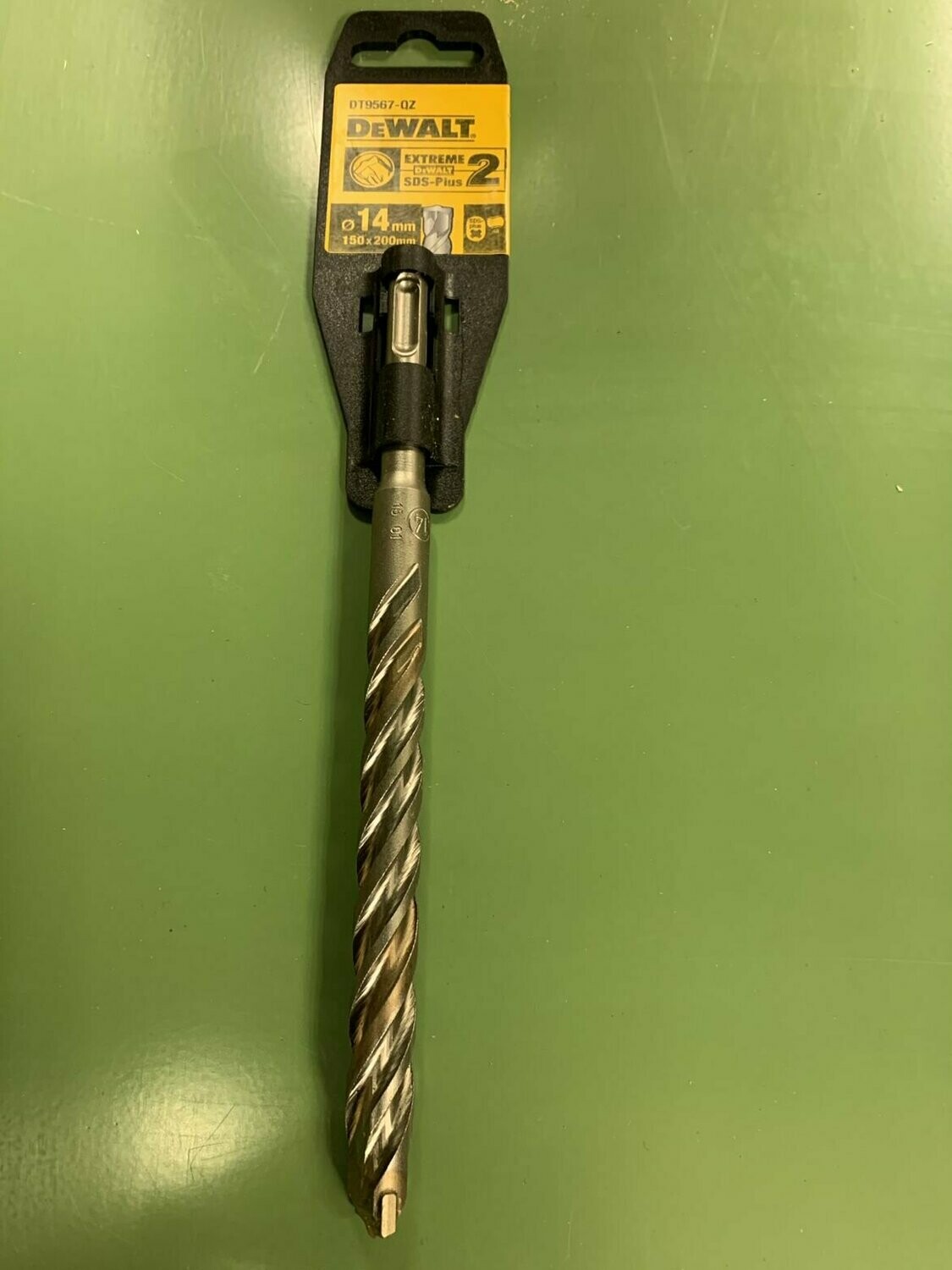 DEWALT DT9567QZ 14X200MM SDSPLUS EXTREME 2 DRILL BIT