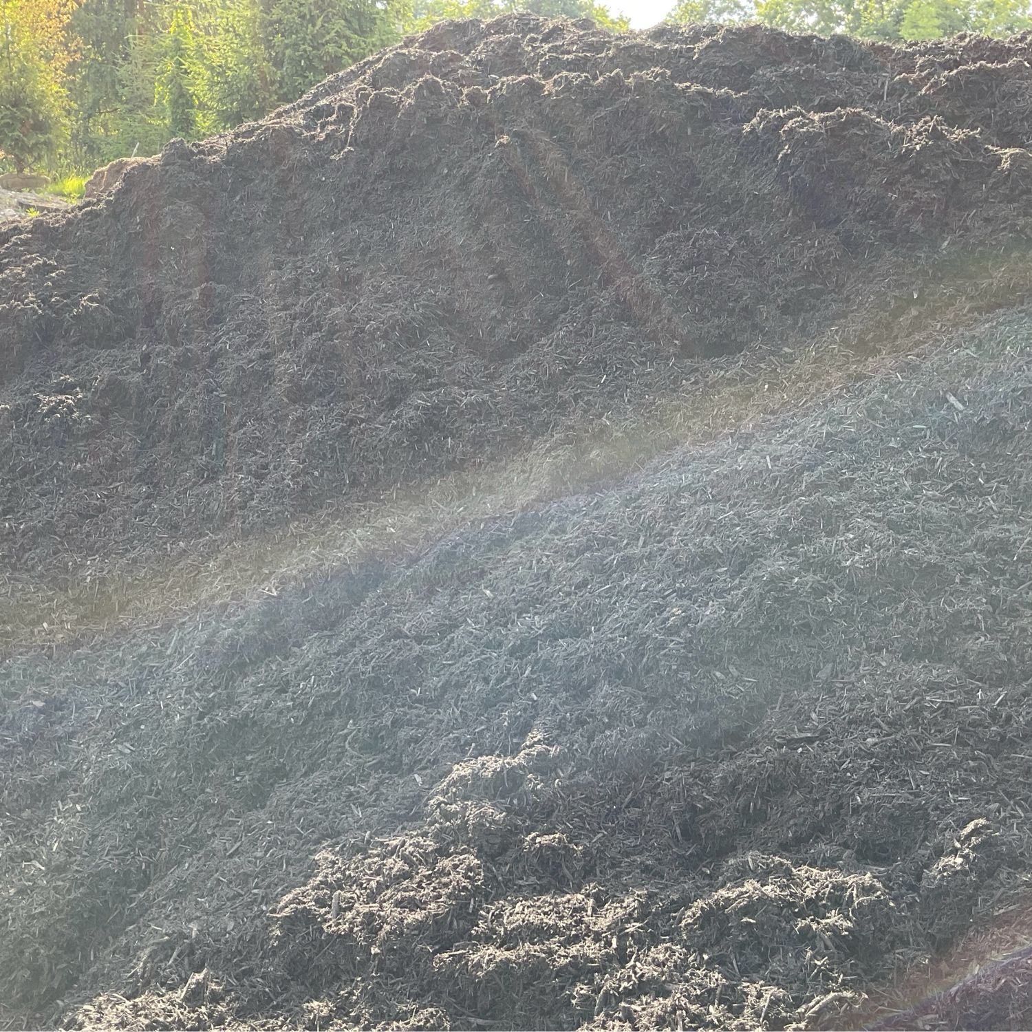 Bulk Mulch (BLACK Full Scoop)Triple Shredded Our Online Store