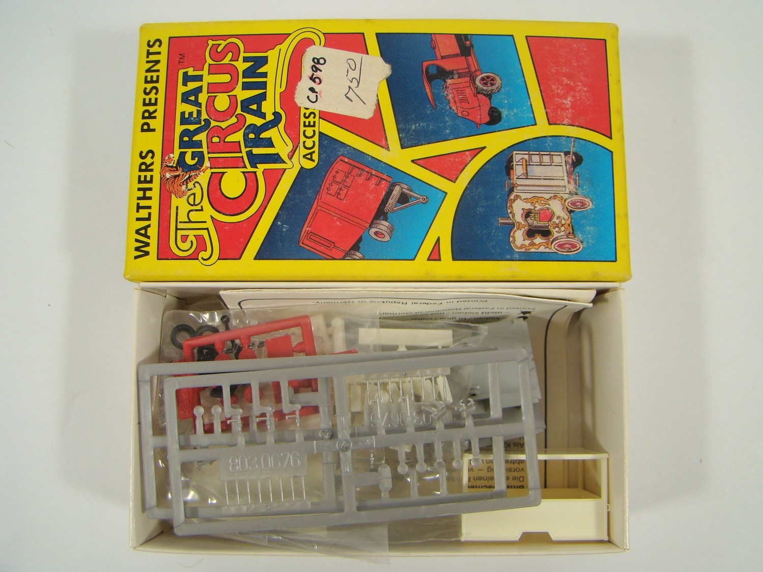 Walthers 933-1376 Great Circus Concession Wagons #2 Kit
