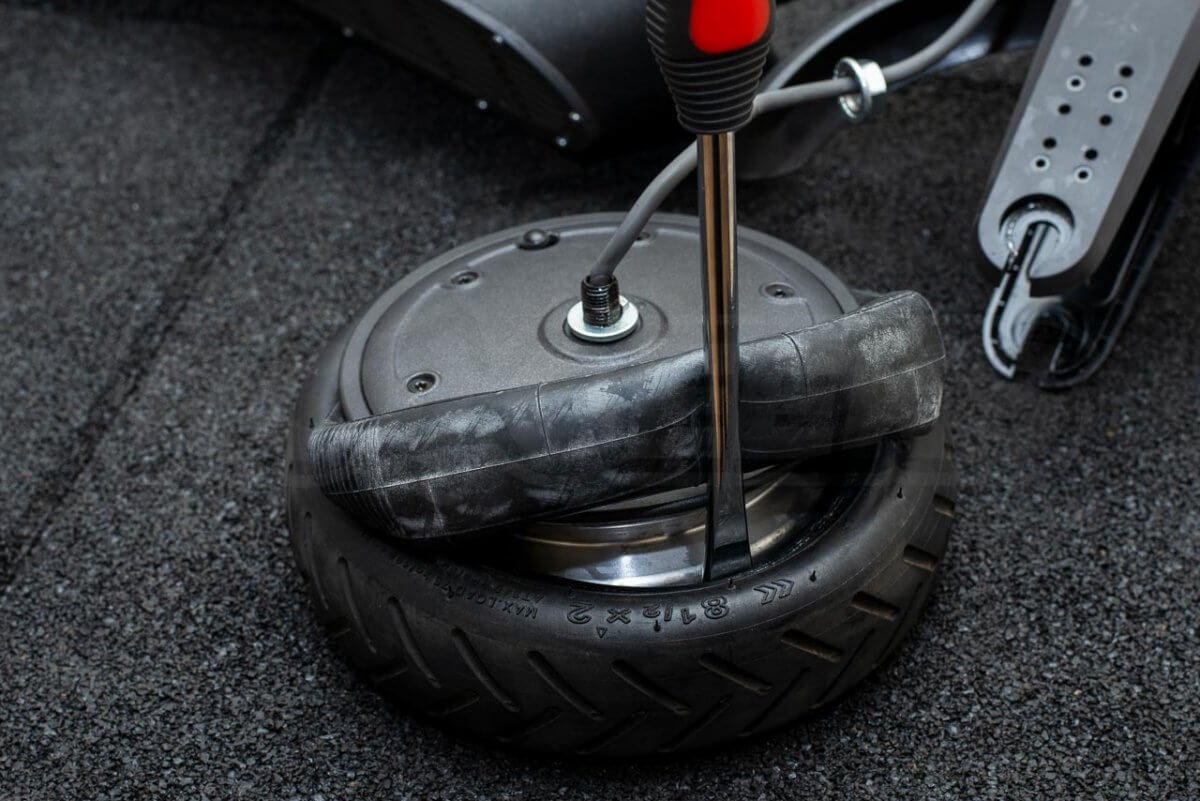 Comment Démonter Une Roue Avant De Trottinette électrique