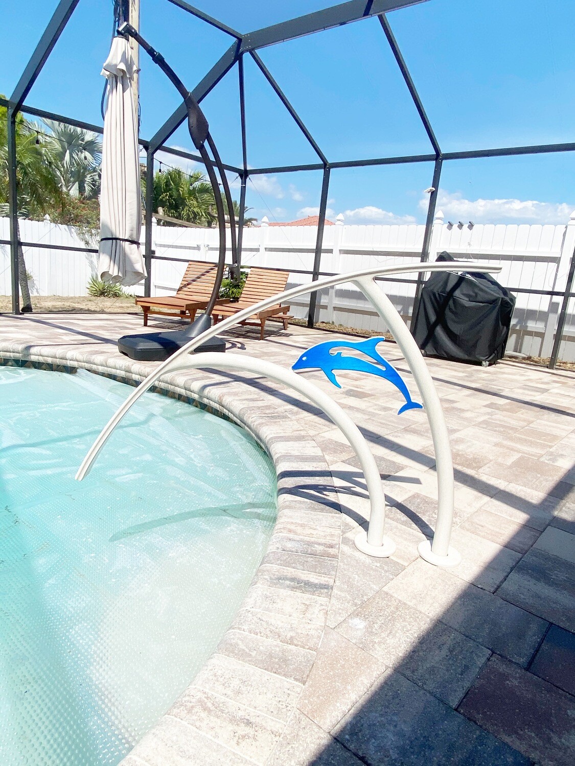 Pool Artistic Single Dolphin Arrowhead Metal Art Designs Handmade