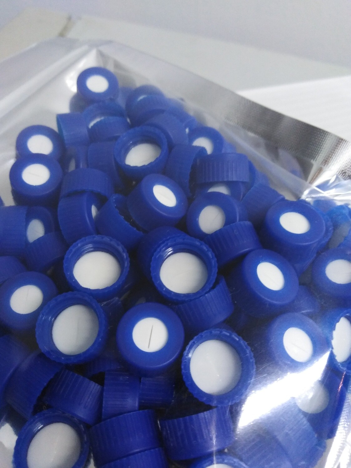 2ml HPLC VIAL with bonded Screw cap,100/PKG "NEW"