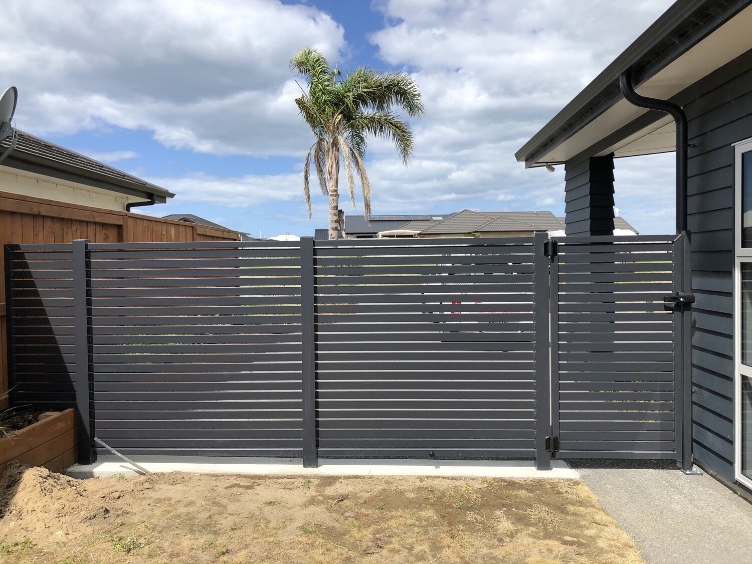 Slat Driveway Gates 4m wide x 1.8m high standard horizontal slat x rectangular gate