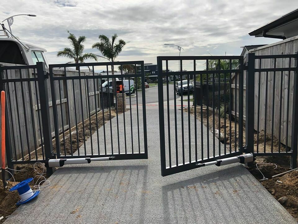 Swing Gate installation per metre estimate Double