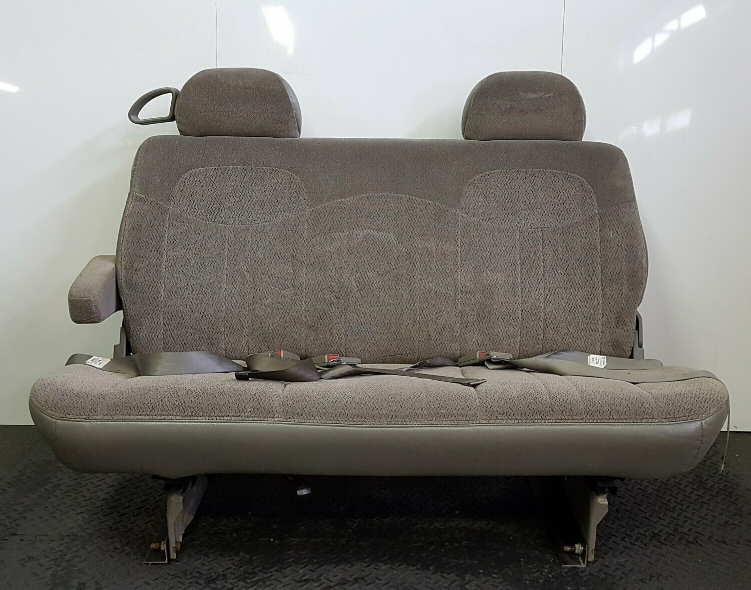 3 Passengers Bench Seat