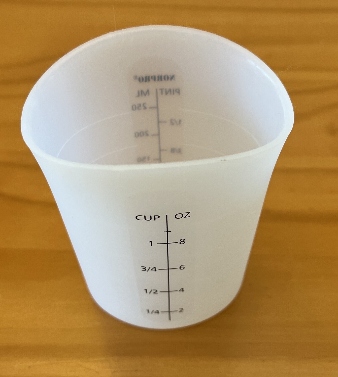 Silicone Flexible 1Cup Measuring Cup Store Microwave Convection
