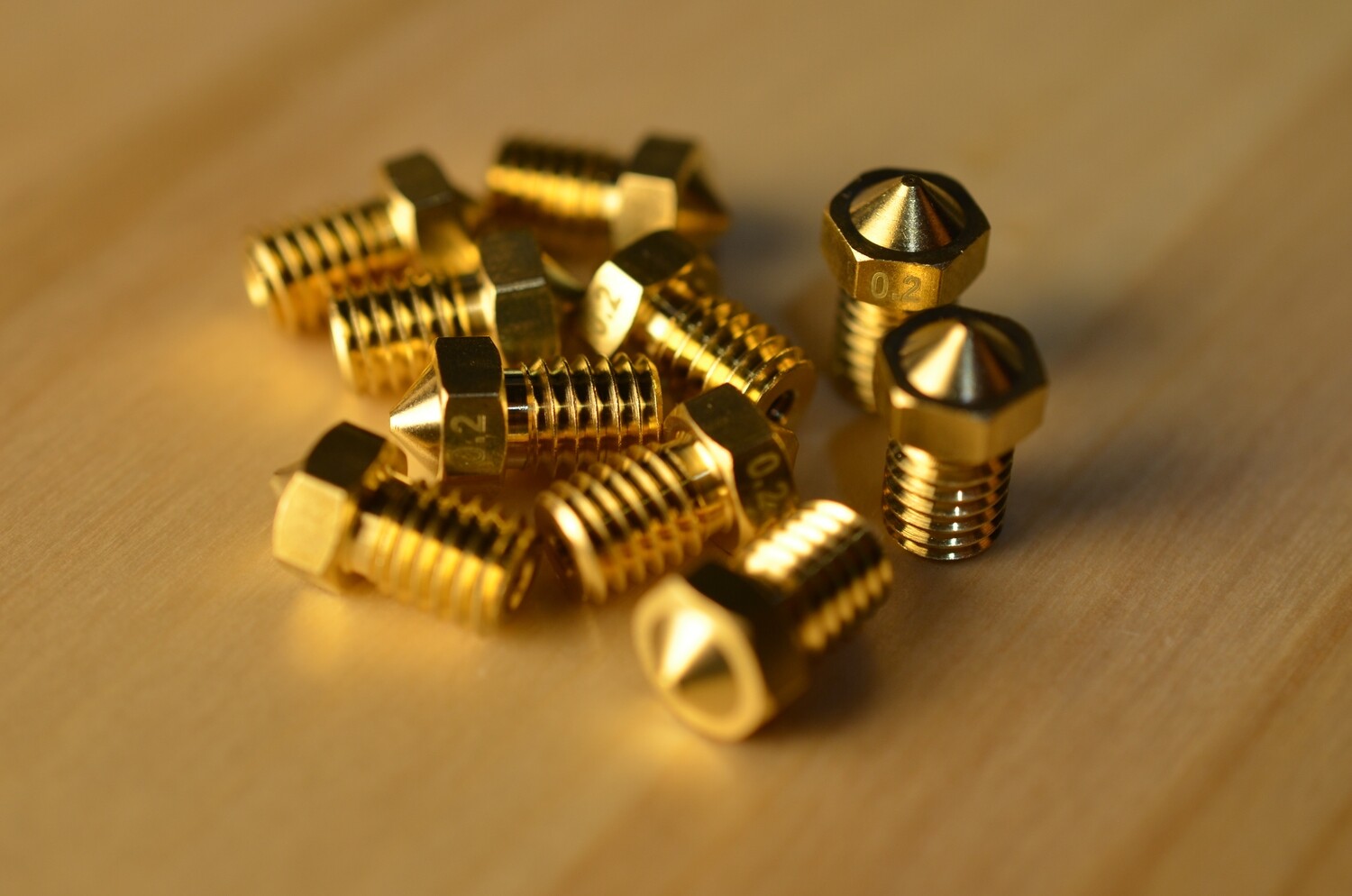 2 мм для mk8. 2 мм. 2 мм. 2 мм. сопло 0,2мм для хотэнда mk8.