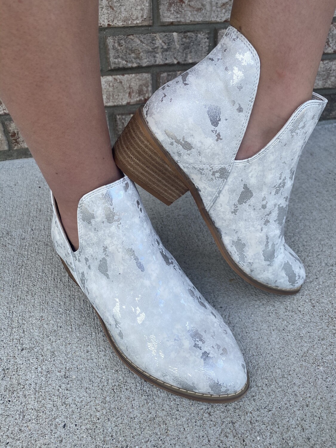 rags bootie by corkys