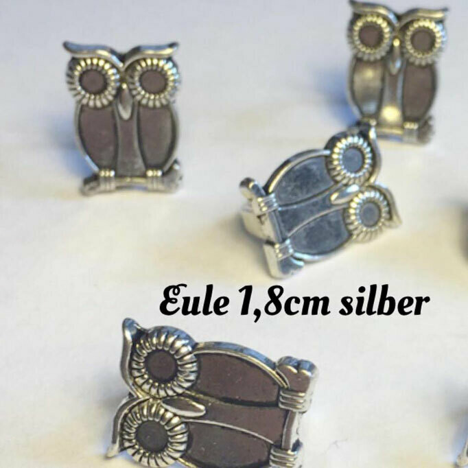 Zusätzliche Anhänger und Perlen