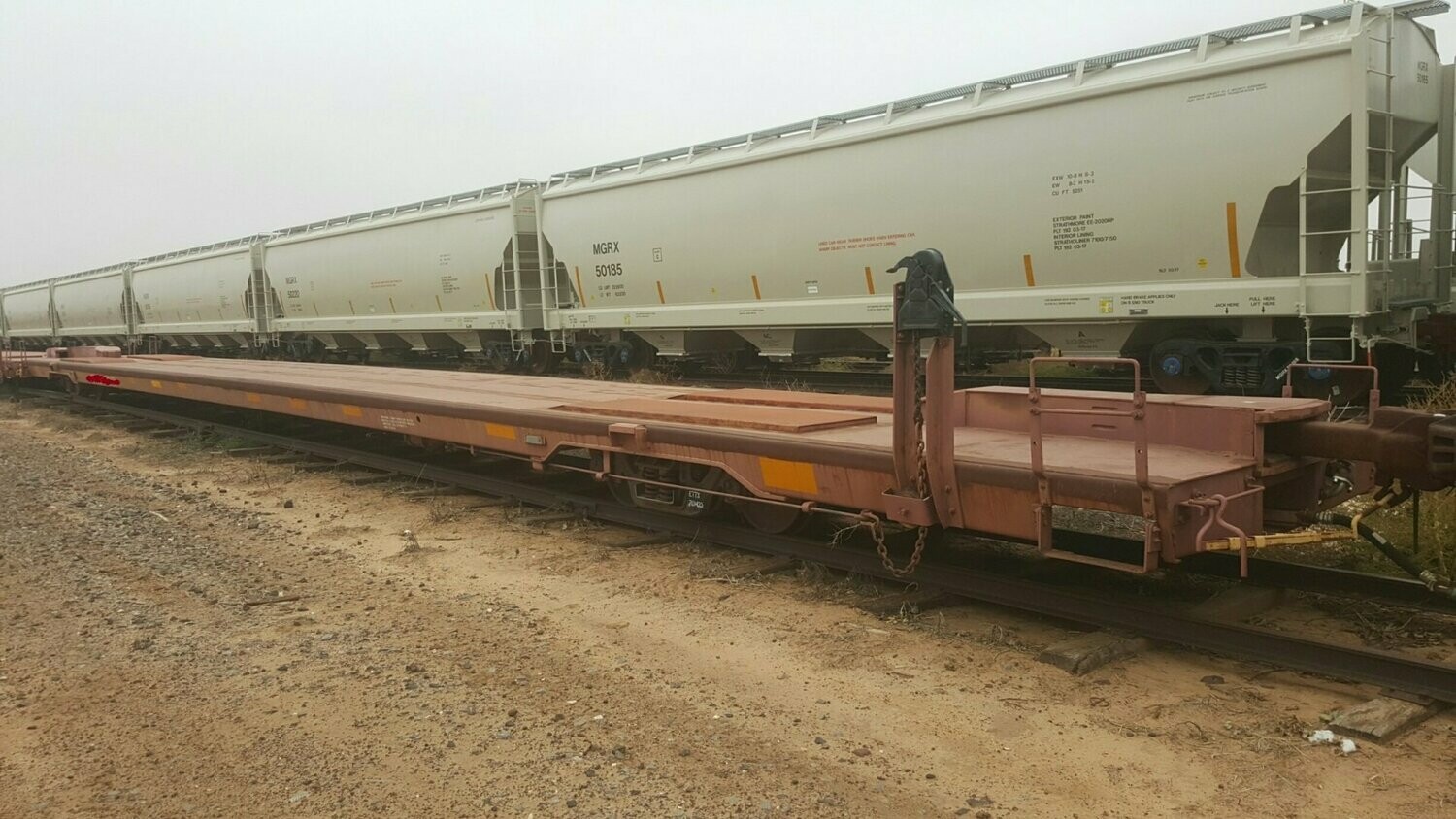 89 foot flat cars