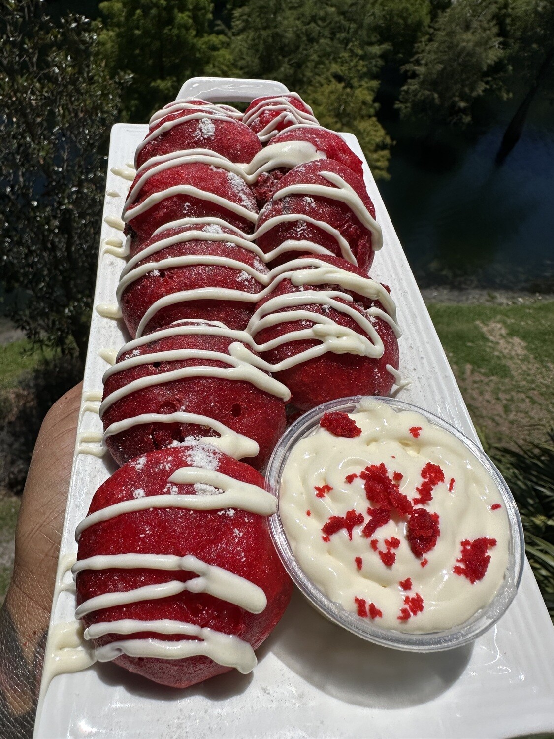 Red velvet/ blue velvet deep fried Oreos Reicpe