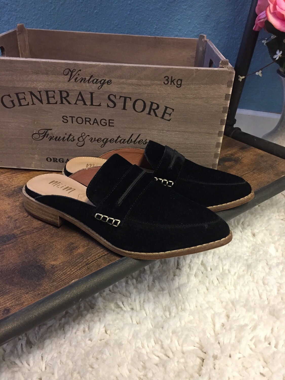 Black Mule Shoe