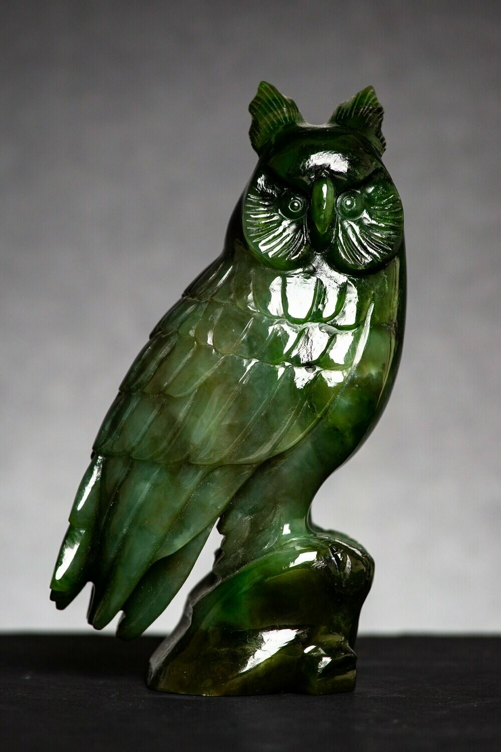 Greenstone Owl Sculpture NZ Genuine Inanga stone Parawa