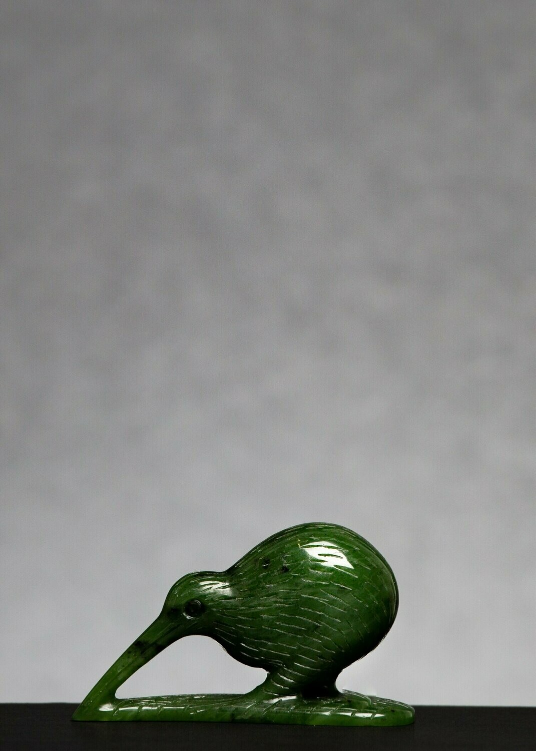 Greenstone Kiwi Sculpture NZ Genuine Kawakawa stone Okiwi Bay