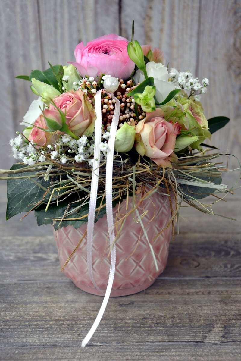 Blumengesteck mit Buschrosen & Perle