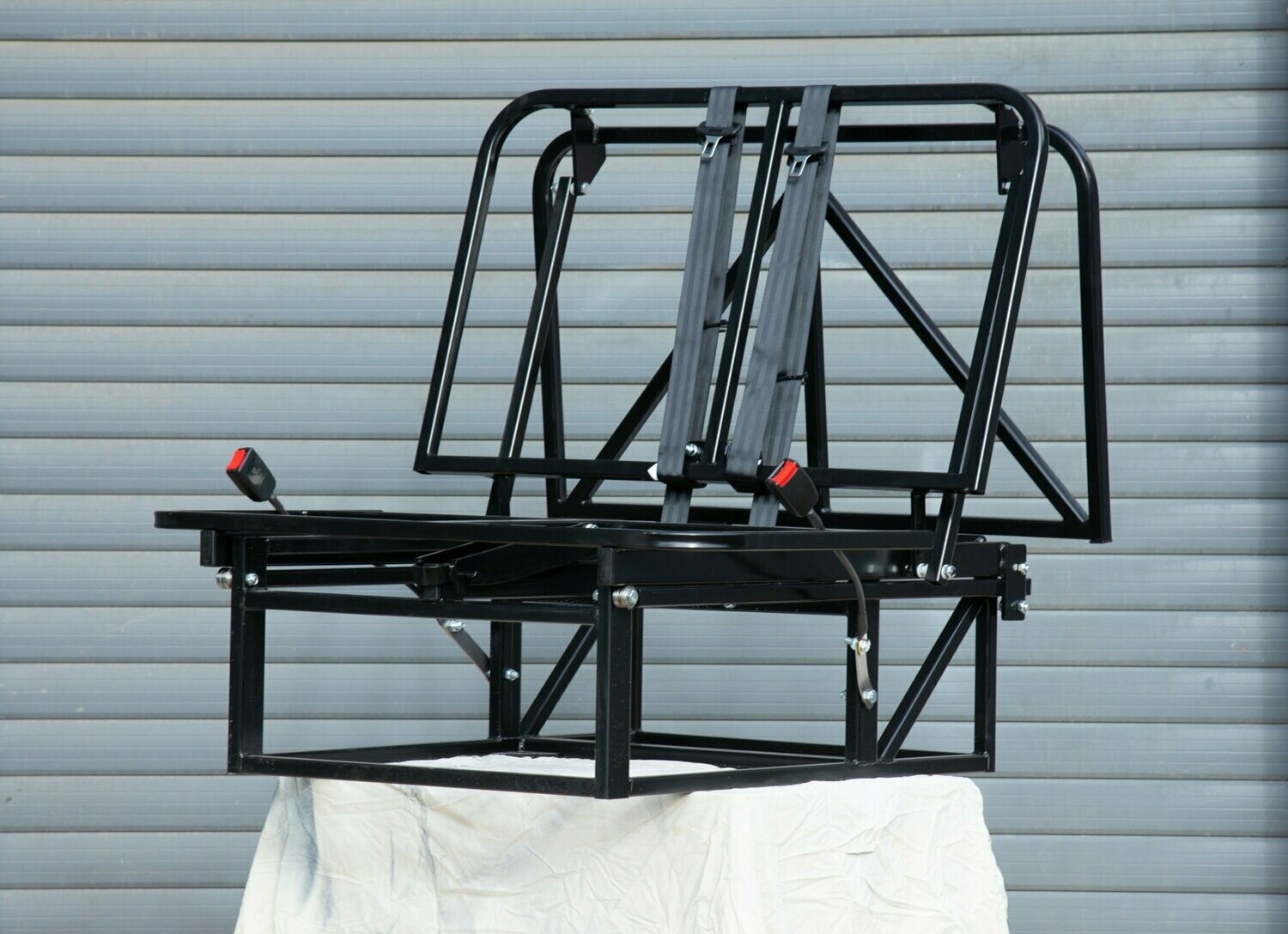 VW M1 Tested 3/4 Rock n Roll Bed