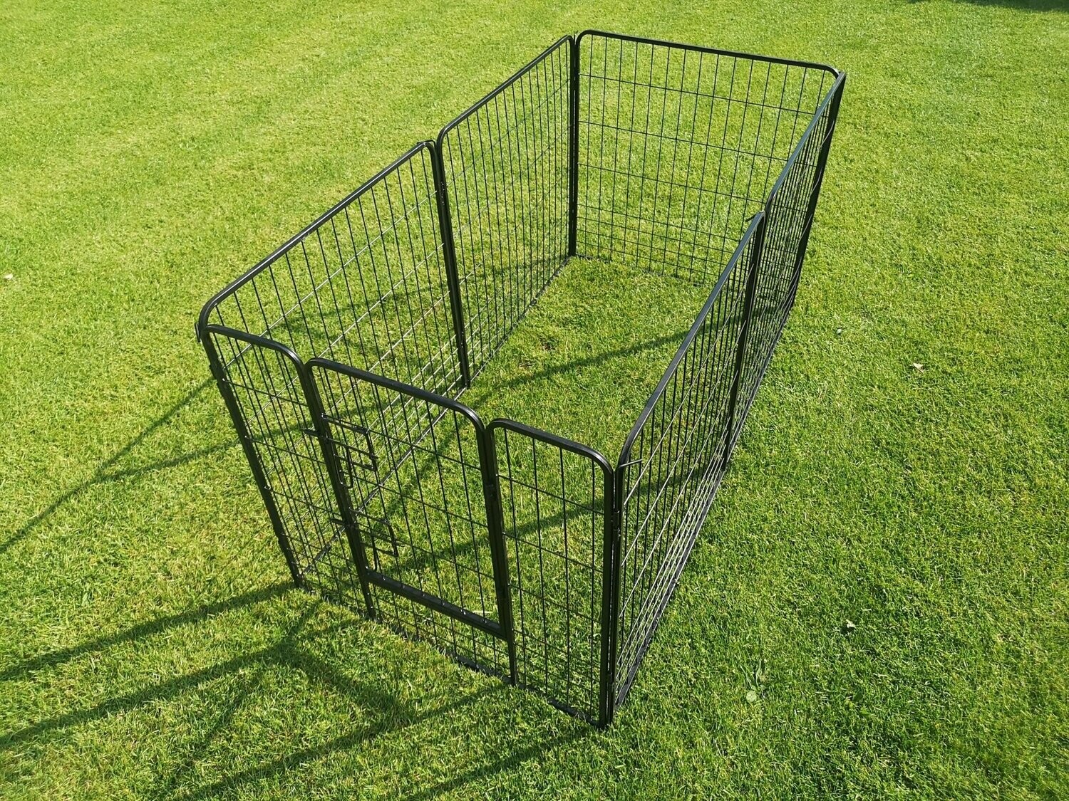 Puppyren Brixby 8 panelen 60x60=480 cm deur zwart opvouwbaar - Hondenbenches