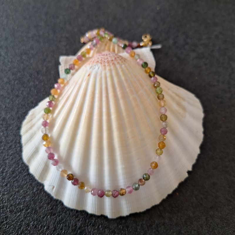 Tour de cou tourmalines top 4mm